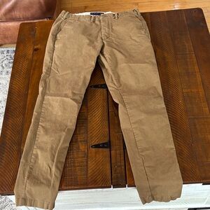 Abercrombie & Fitch Men's Tan Khakis
